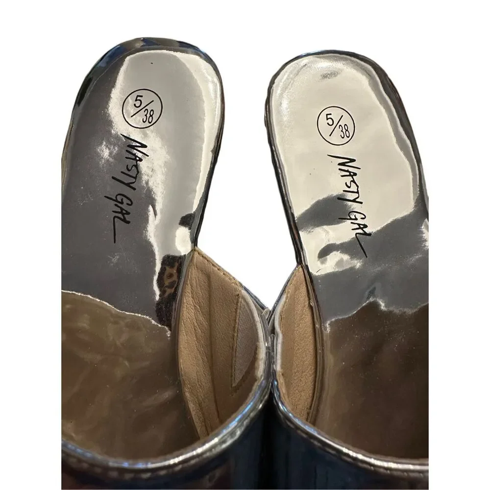 Nasty Gal Mirrored Metallic Silver Open Toed Platform Slip-On Sandal Sz 7.5